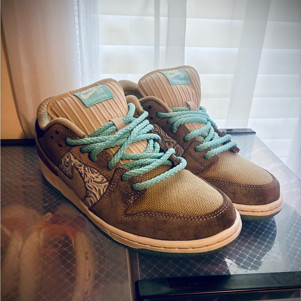 Nike SB Dunk Low
“Big Money Savings”